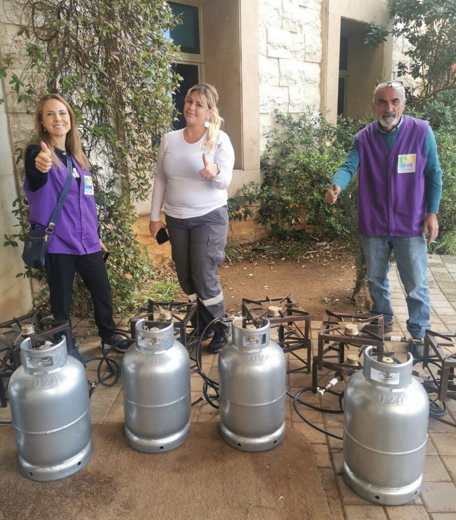 People for People's partner delivering gas cookers and cylinders to shelters in Lebanon.