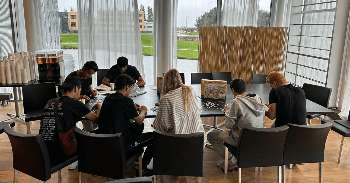 Refugee Youth participate in activities led by De Combibrug